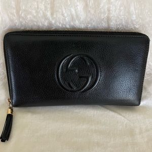 GUCCI Black Soho Long Zip Around Wallet